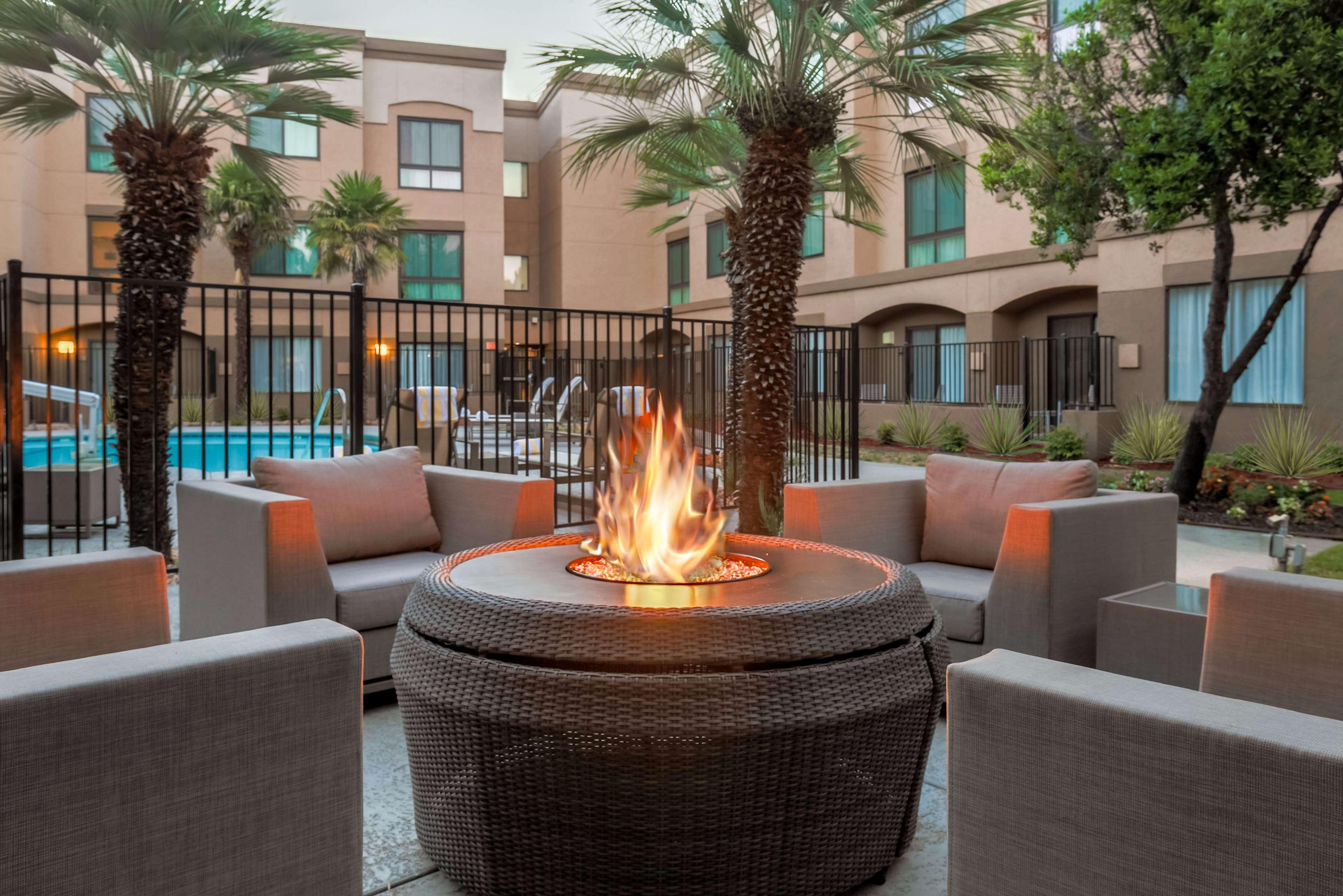 Doubletree Suites By Hilton Hotel Sacramento - Rancho Cordova Exteriér fotografie