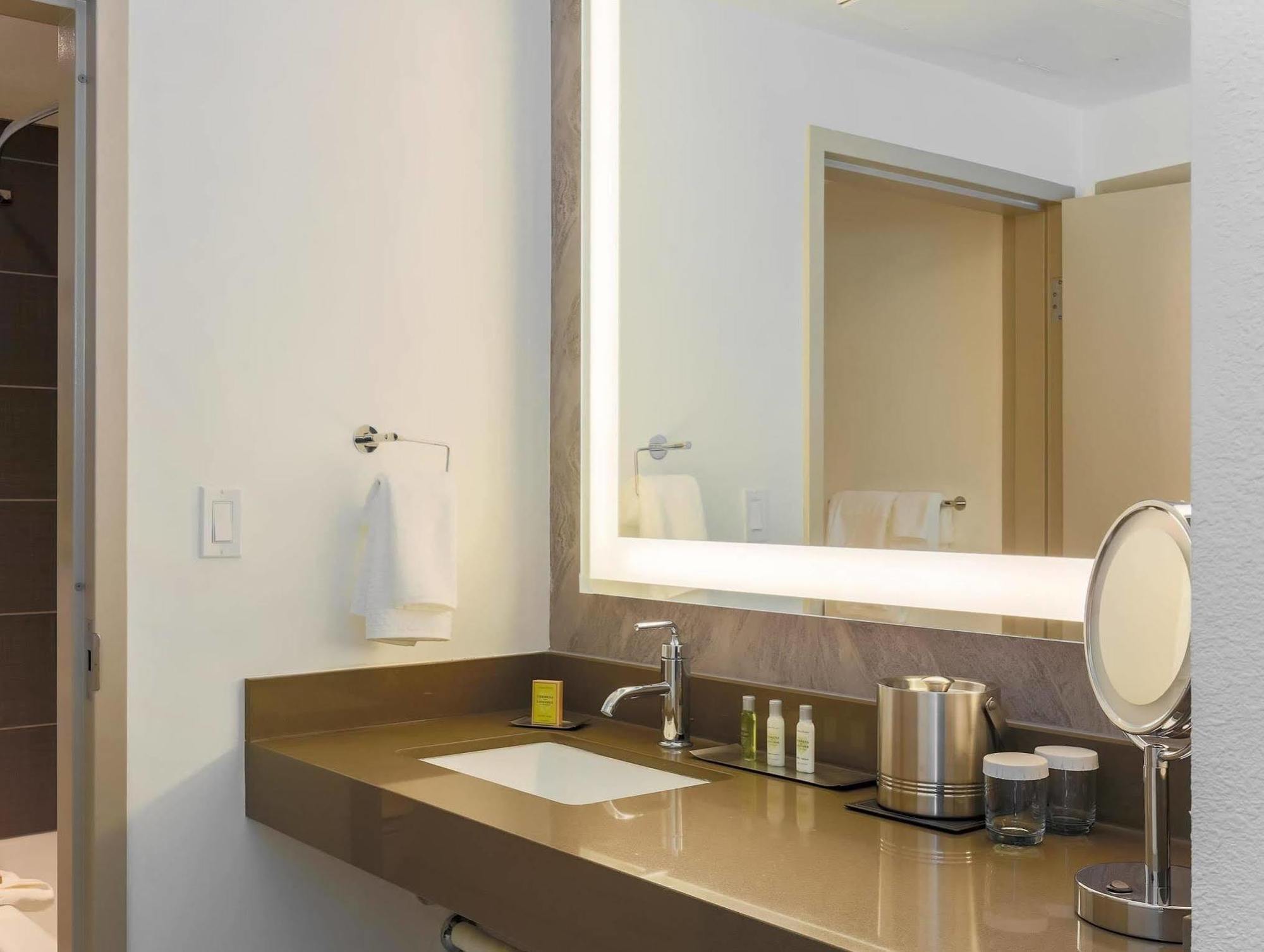 Doubletree Suites By Hilton Hotel Sacramento - Rancho Cordova Exteriér fotografie